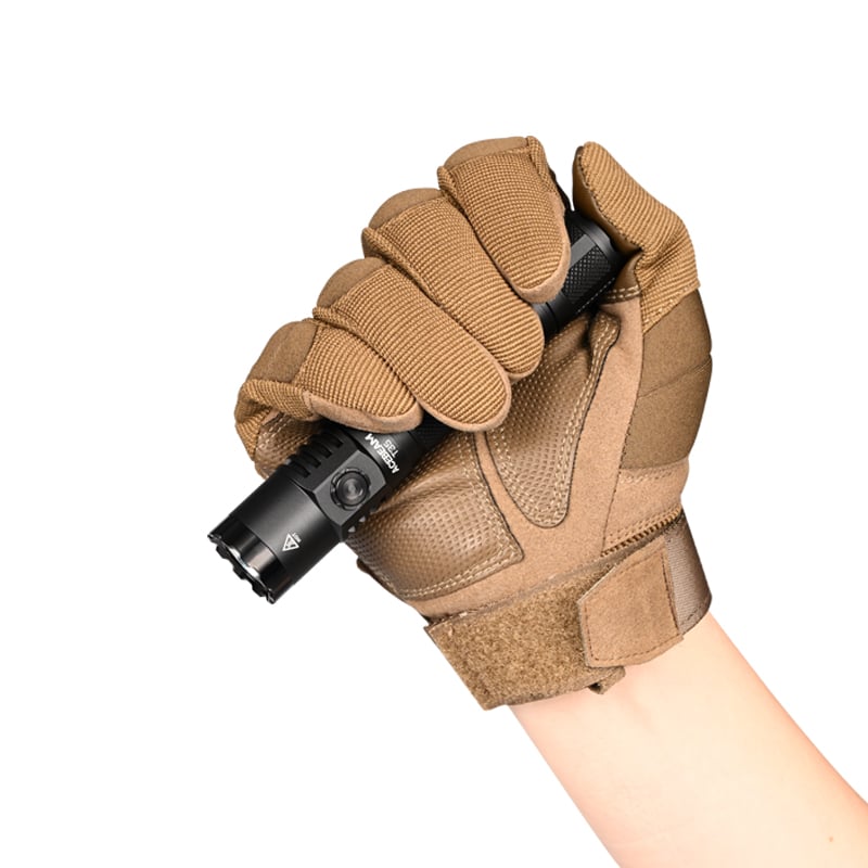 Torcia tattica a LED T35, 1.900 lumen, incl. batteria