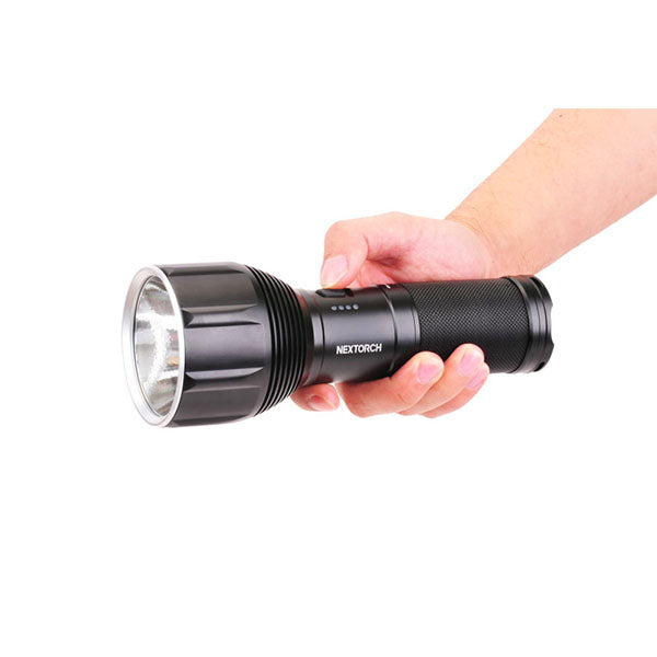 Projecteur LED SAINT TORCH 11, 3 500 lumens (batterie incluse)