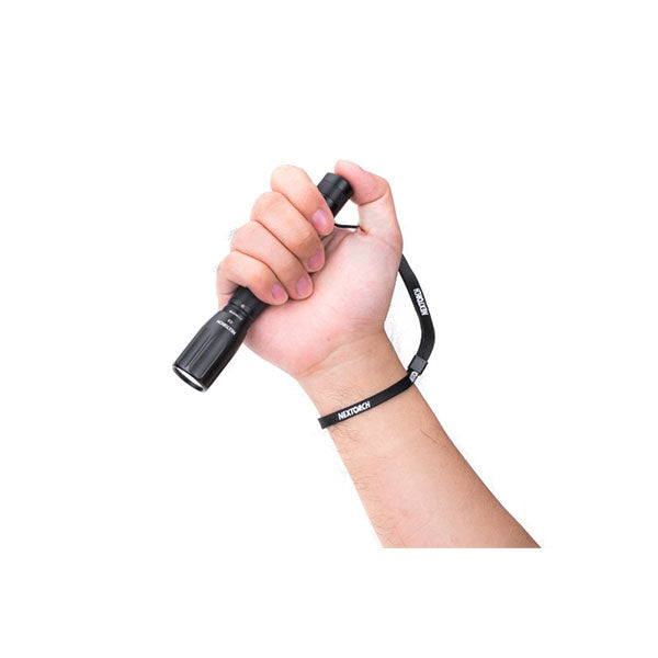 Torcia LED UV C2 UV, luce UV 405 nm (batterie incluse)