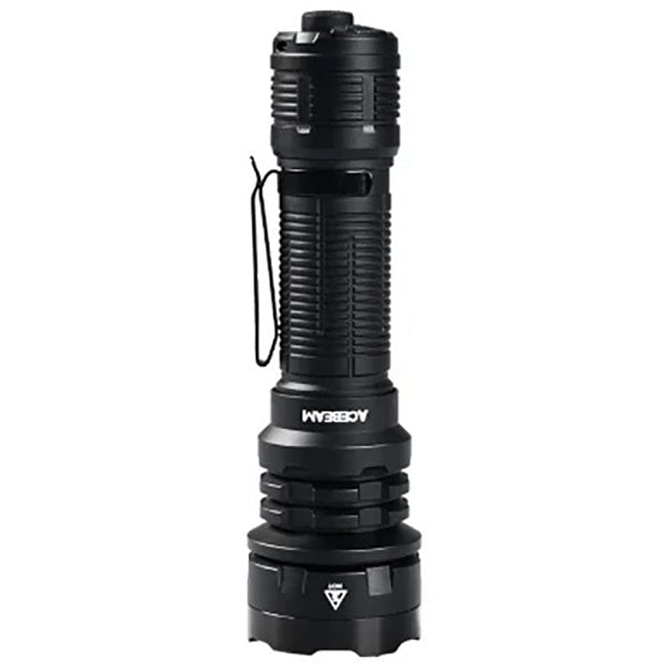 torcia tattica a LED DEFENDER P17, 4.900 lumen (batteria inclusa)
