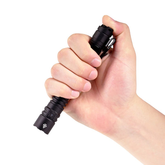 LED-Taschenlampe TAC 2AA, 1'600 Lumen (inkl. Akku)