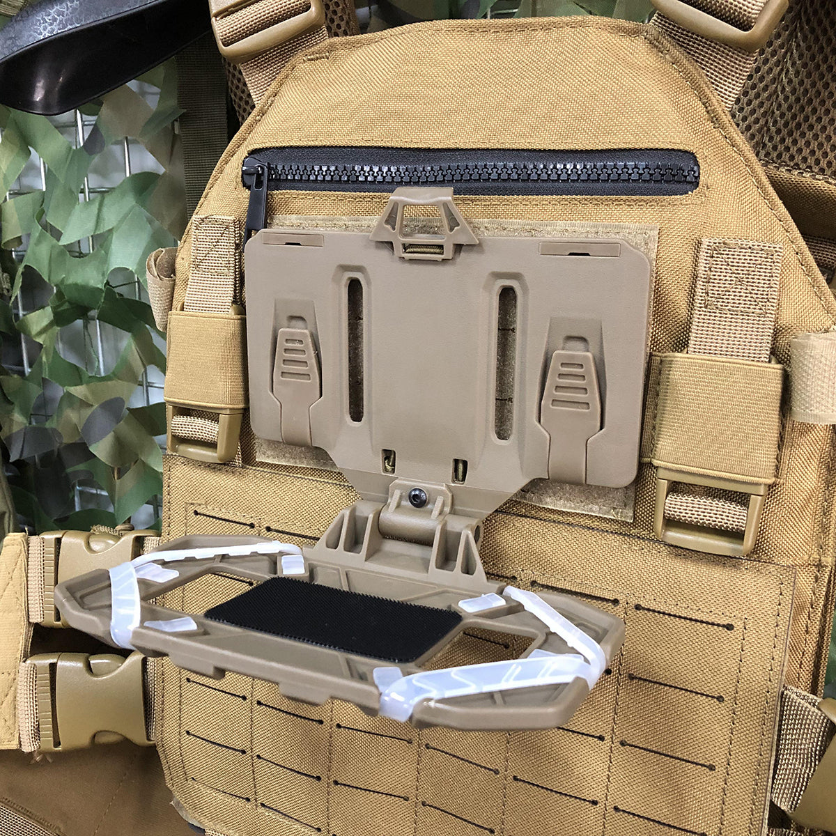 Taktisches Handy-Board FOLDING CHEST BOARD