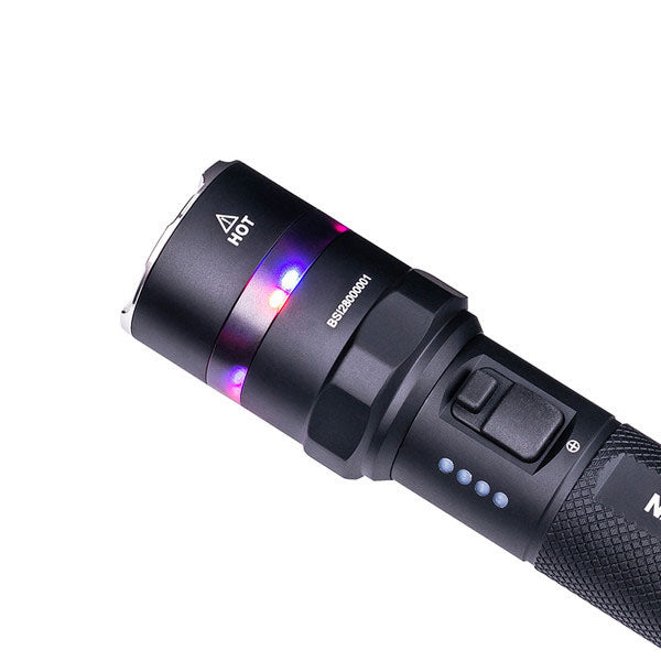 Lampe de poche tactique à LED P84, 3 000 lumens (batterie incluse)