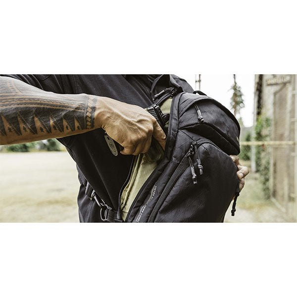 Rucksack UPSCALE XL SLINGBAG, nightfjall