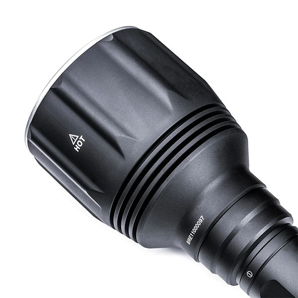 Torcia tattica a LED T20L, 900 lumen (batteria inclusa)