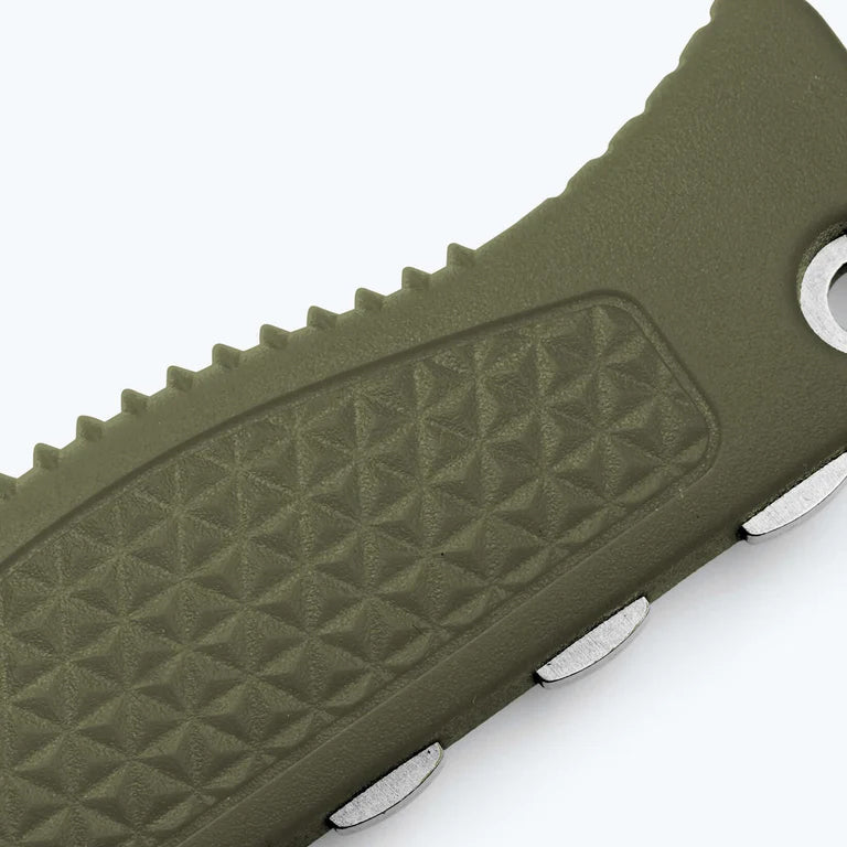 Outdoormesser Steep Country Dark Olive Santoprene Drop-Point