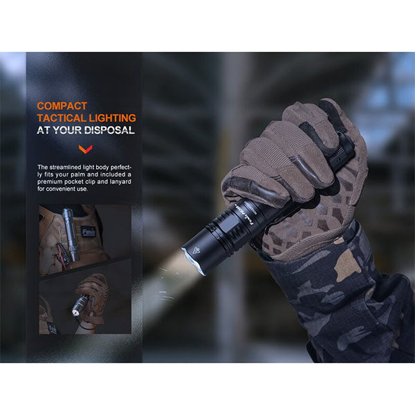 Torcia tattica a LED PD36R PRO, 2.800 lumen (batteria inclusa)