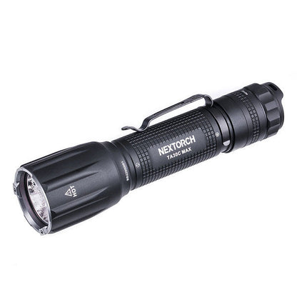 Lampe de poche tactique à LED TA30C MAX, 3 000 lumens (batterie incluse)