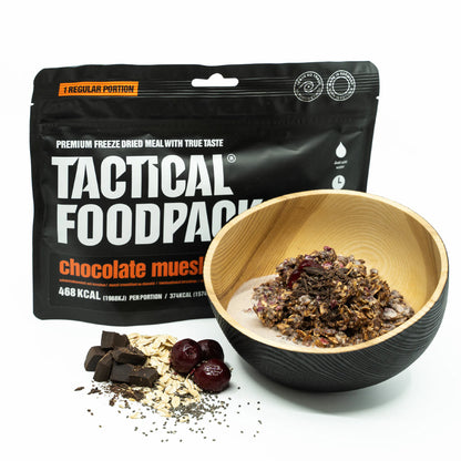 Muesli al cioccolato con ciliegie