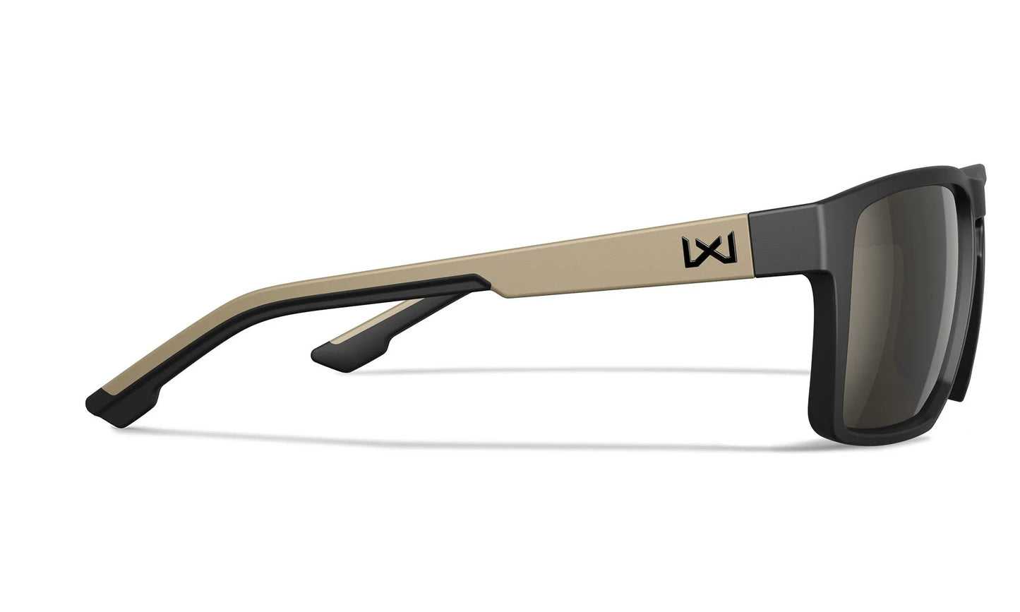 FONDATORE DI WX 
Lenti: CAPTIVATE™ Tungsten Mirror, Montatura: Nero opaco/marrone chiaro